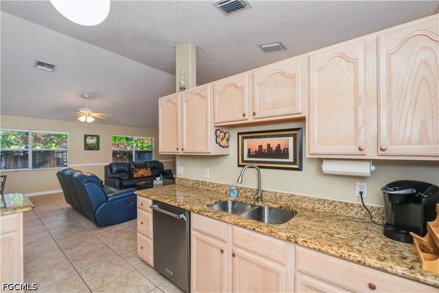 11640 Pine Hammock CIR, Fort Myers, FL 33919