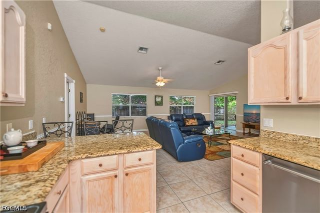 11640 Pine Hammock CIR, Fort Myers, FL 33919