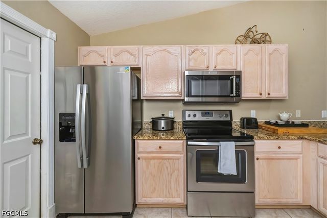 11640 Pine Hammock CIR, Fort Myers, FL 33919