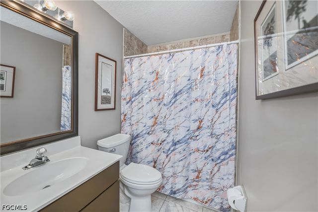 11640 Pine Hammock CIR, Fort Myers, FL 33919