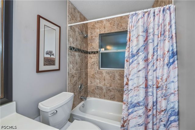 11640 Pine Hammock CIR, Fort Myers, FL 33919