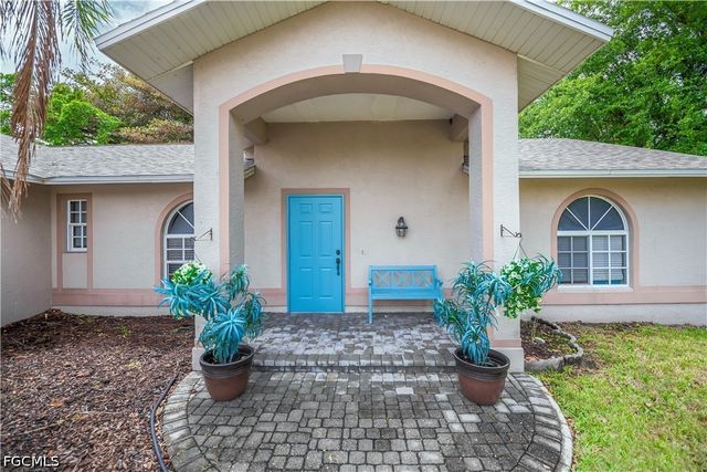 11640 Pine Hammock CIR, Fort Myers, FL 33919