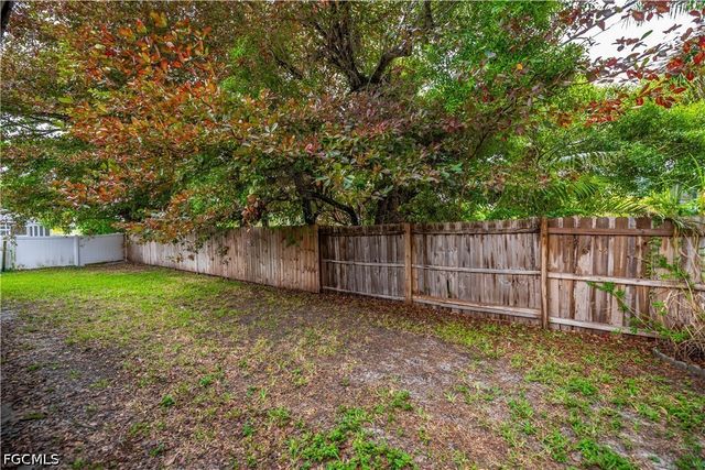 11640 Pine Hammock CIR, Fort Myers, FL 33919