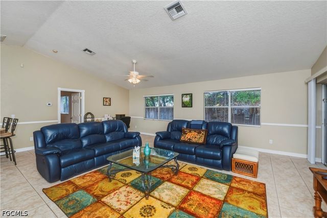 11640 Pine Hammock CIR, Fort Myers, FL 33919