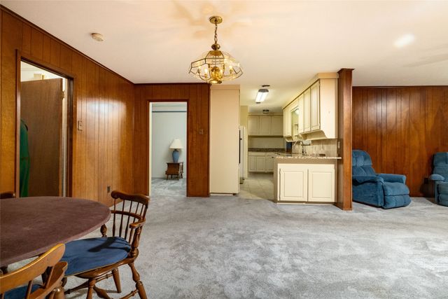 5621 AMMONS Street, Haltom City, TX 76117