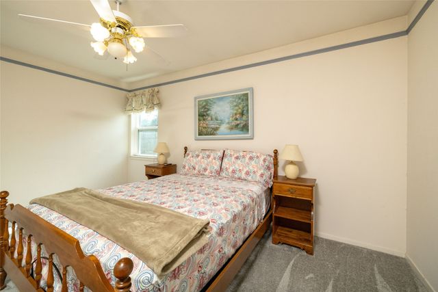 5621 AMMONS Street, Haltom City, TX 76117