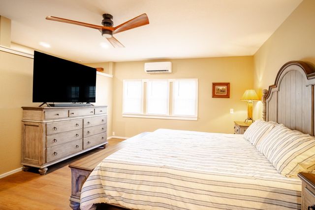 820 E Palestine, Mexia, TX 76667