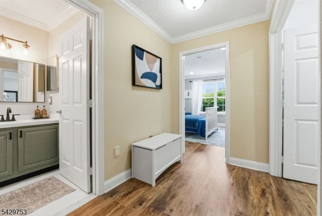 16 Timothy Ct, Morris Twp., NJ 07960