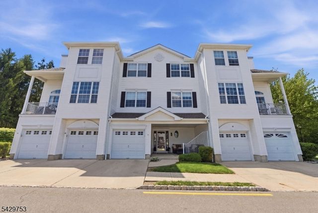 16 Timothy Ct, Morris Twp., NJ 07960