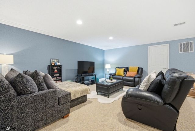 16 Timothy Ct, Morris Twp., NJ 07960