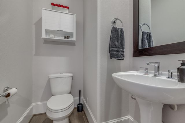 2732 Dolce Oaks Drive, Houston, TX 77007
