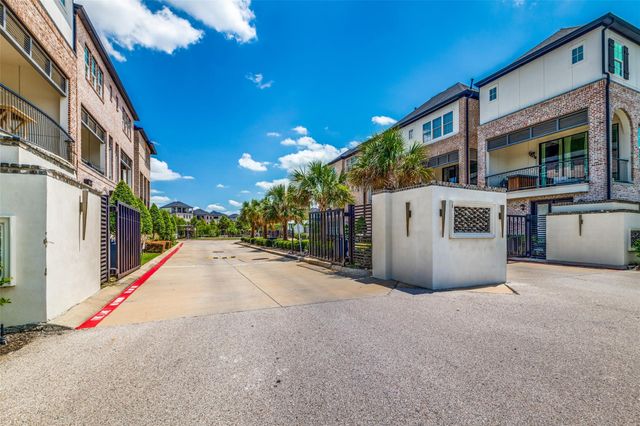2732 Dolce Oaks Drive, Houston, TX 77007