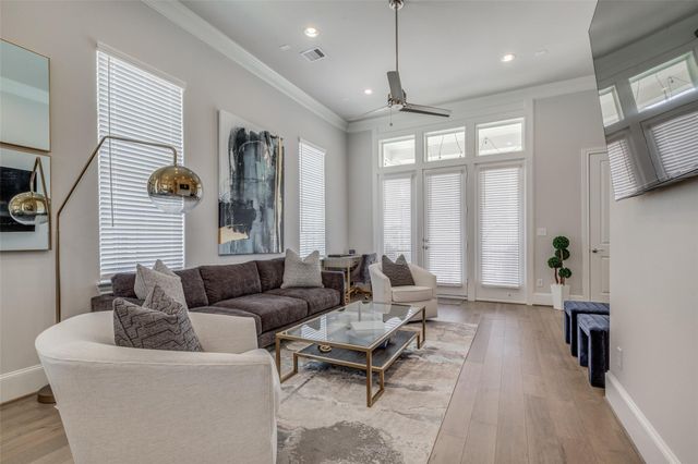 2732 Dolce Oaks Drive, Houston, TX 77007