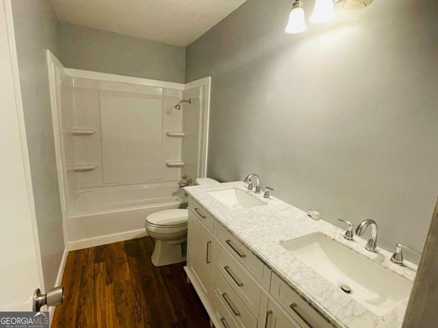 112 Edgewood Road, Glennville, GA 30427