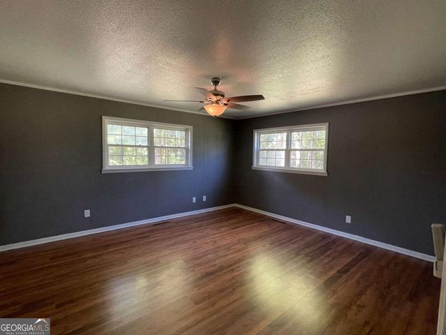 112 Edgewood Road, Glennville, GA 30427