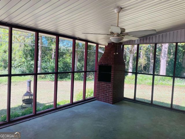 112 Edgewood Road, Glennville, GA 30427