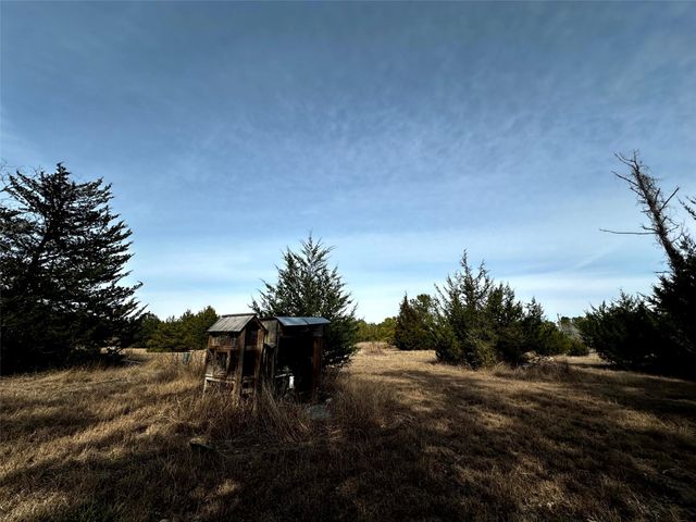 290 Over The Hill Road, Point Blank, TX 77364