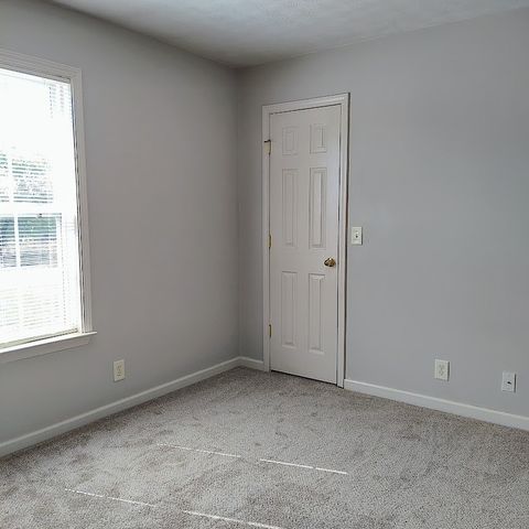 110 Mason St, Portland, TN 37148