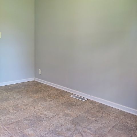 110 Mason St, Portland, TN 37148