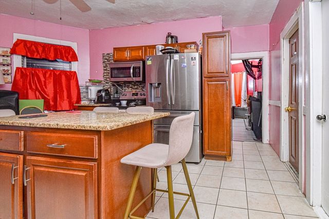 111 Riverview St, Brockton, MA 02302