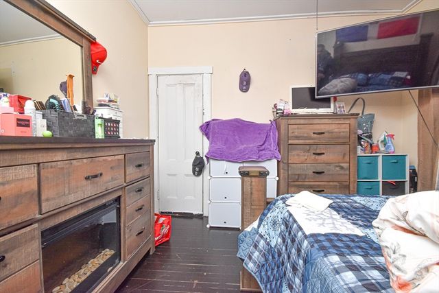 111 Riverview St, Brockton, MA 02302