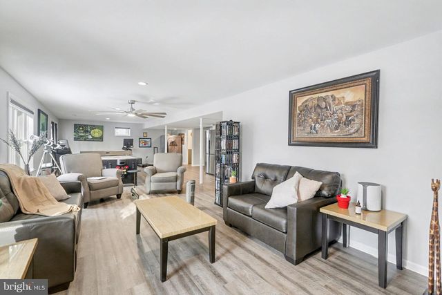 461 KELKER ST, Oberlin, PA 17113