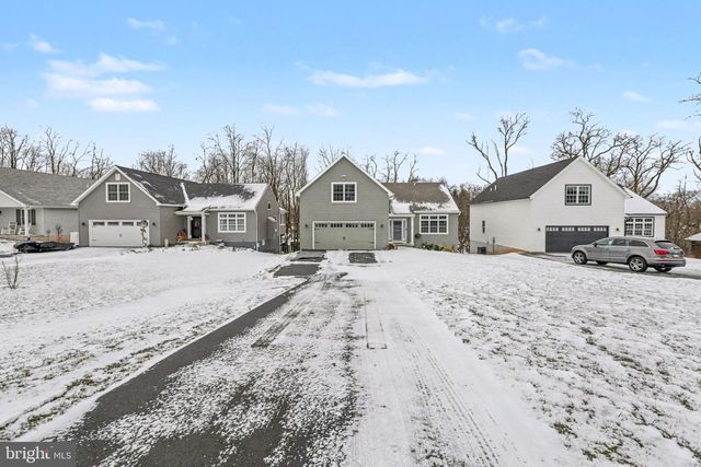 461 KELKER ST, Oberlin, PA 17113