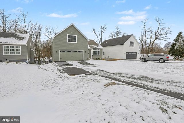 461 KELKER ST, Oberlin, PA 17113