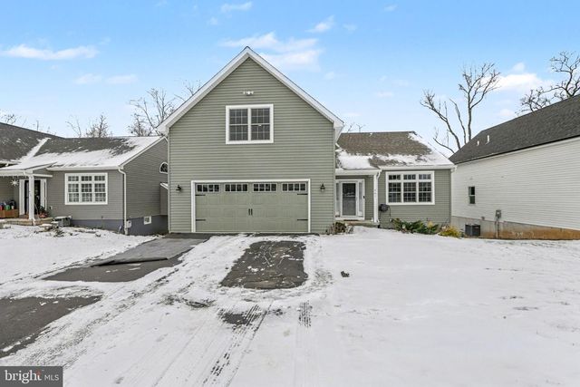 461 KELKER ST, Oberlin, PA 17113