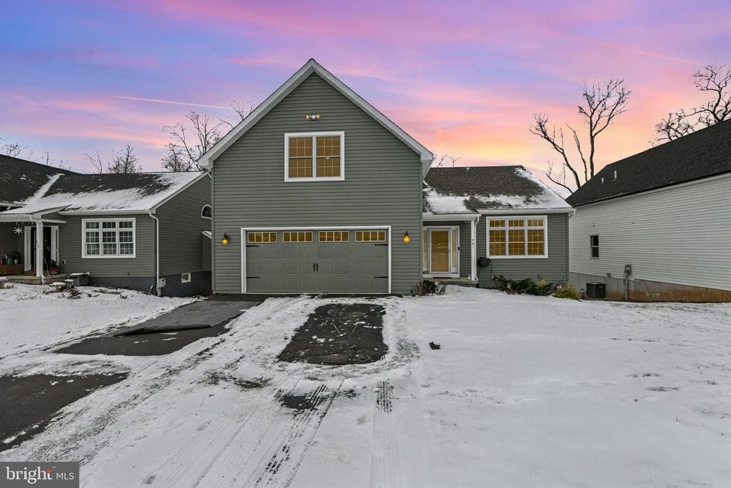 461 KELKER ST, Oberlin, PA 17113