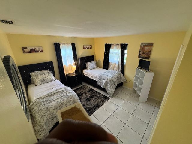 5441 NW 17TH Court, Lauderhill, FL 33313
