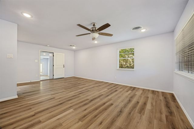 1214 W Morgan Street, Denison, TX 75020