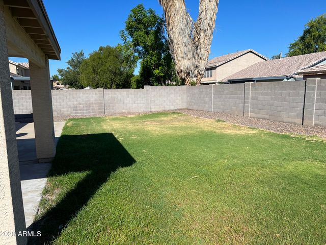 434 W Fabens Lane, Gilbert, AZ 85233