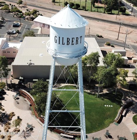 434 W Fabens Lane, Gilbert, AZ 85233