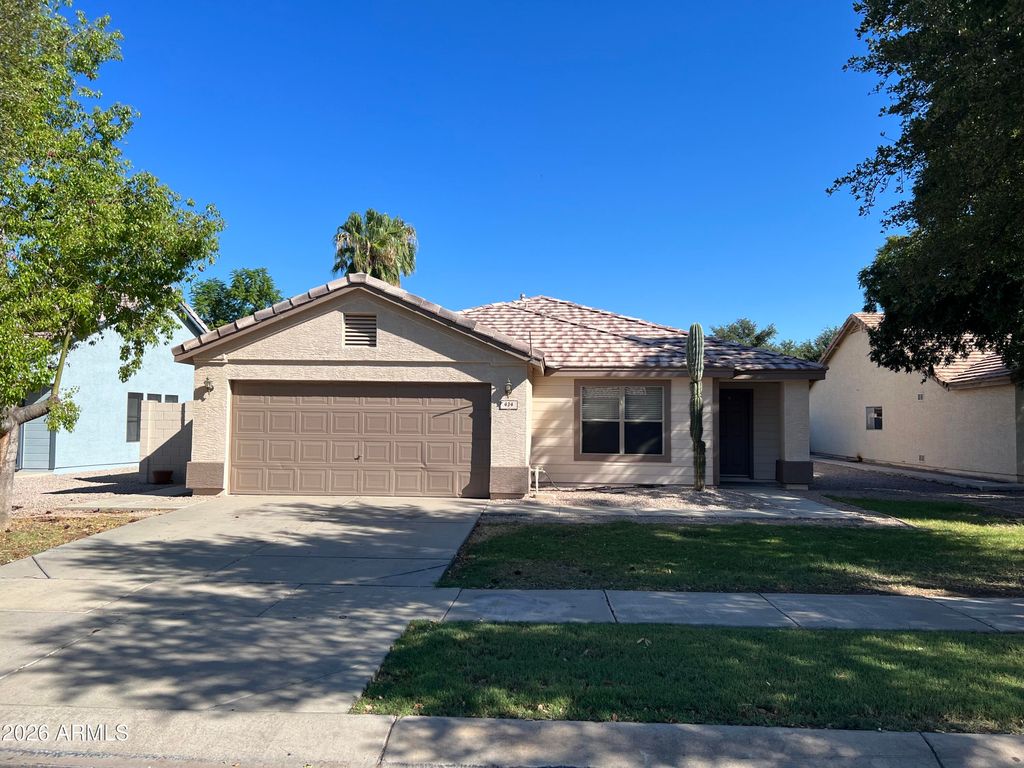 434 W Fabens Lane, Gilbert, AZ 85233