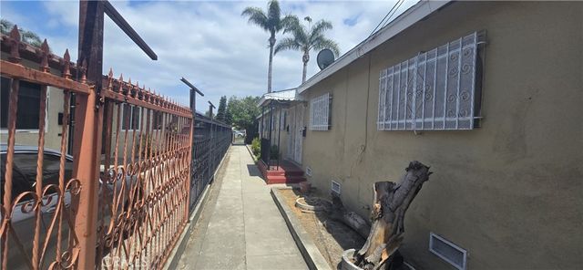 1717 N Alhambra Avenue N B, Compton, CA 90221
