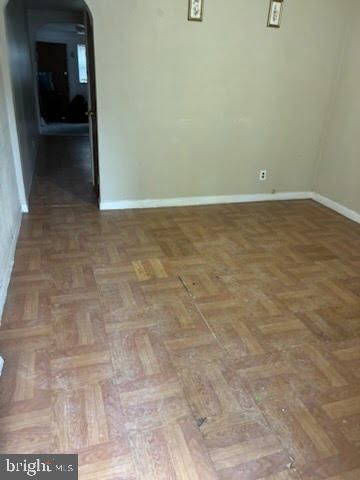 2470 EMERALD ST, Philadelphia, PA 19125