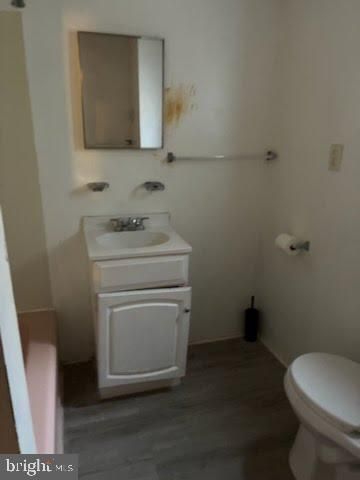 2470 EMERALD ST, Philadelphia, PA 19125