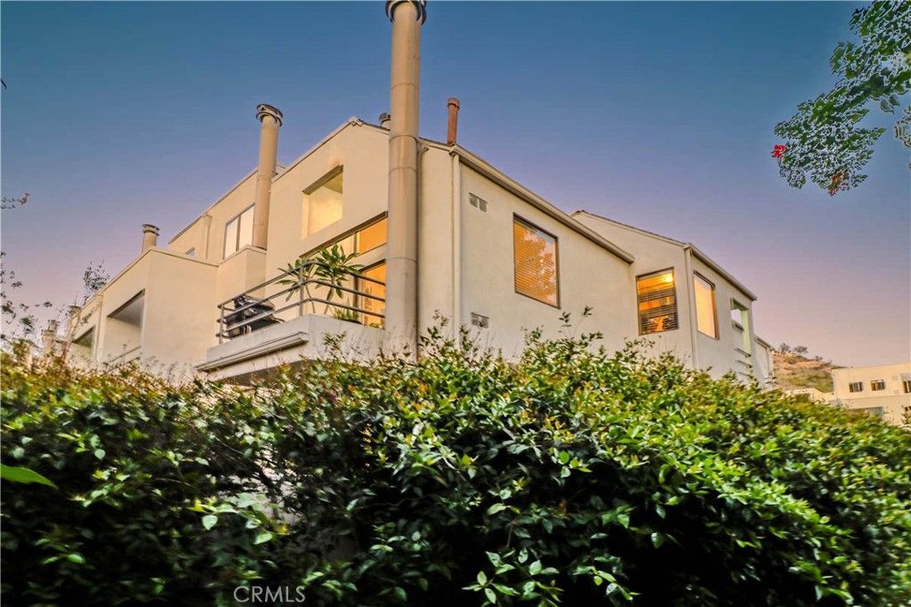 5744 E Creekside 21, Orange, CA 92869 — exterior