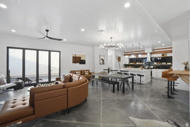 4346 W CANTERBURY RD, Hurricane, UT 84737