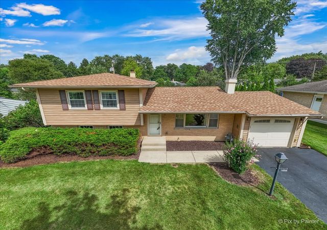 189 Evergreen Parkway, Crystal Lake, IL 60014
