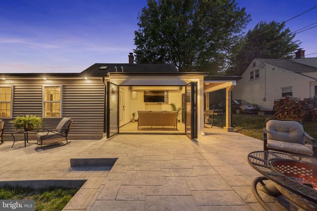122 ROBERTS RD, Brookhaven, PA 19015
