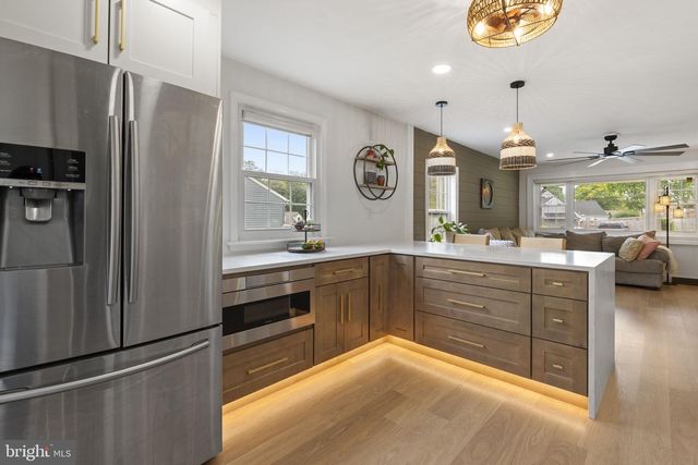 122 ROBERTS RD, Brookhaven, PA 19015