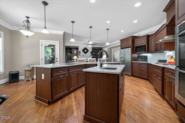 195 Mcknitt Place, Garner, NC 27529
