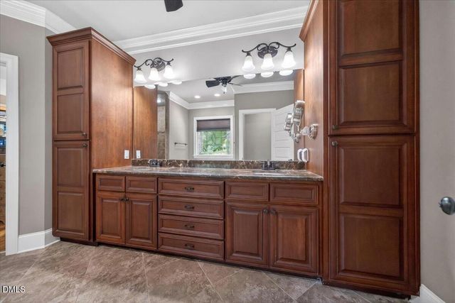 195 Mcknitt Place, Garner, NC 27529