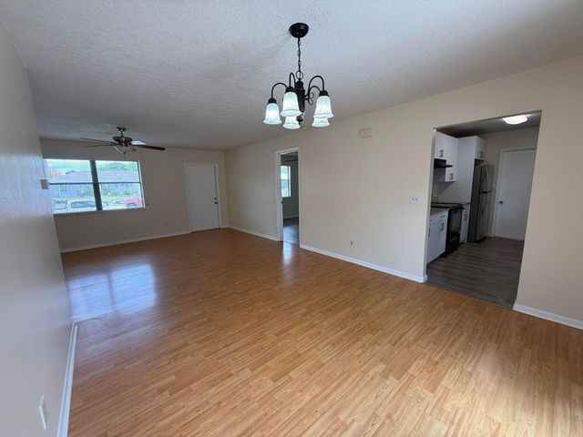 626 SW Lakehurst Drive, Port St. Lucie, Port St Lucie, FL 34983