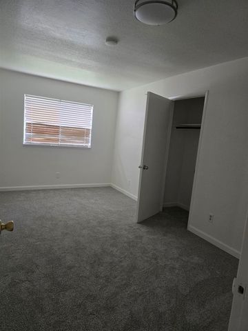 602 602 Cordova Lane, Stockton, CA 95207