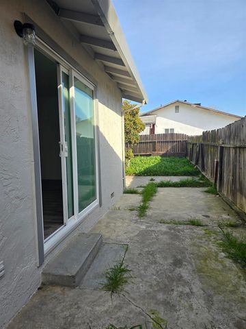 602 602 Cordova Lane, Stockton, CA 95207