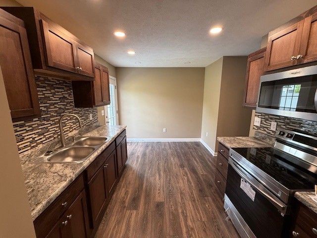 740 Kings Ln Apt A3, Tullahoma, TN 37388