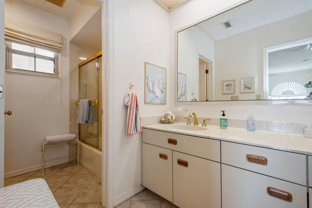 1195 COQUILLE STREET 309, Sarasota, FL 34242